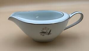 Noritake Graycliff 5861 Gravy Boat Japan Platinum Trim Vintage Pristine